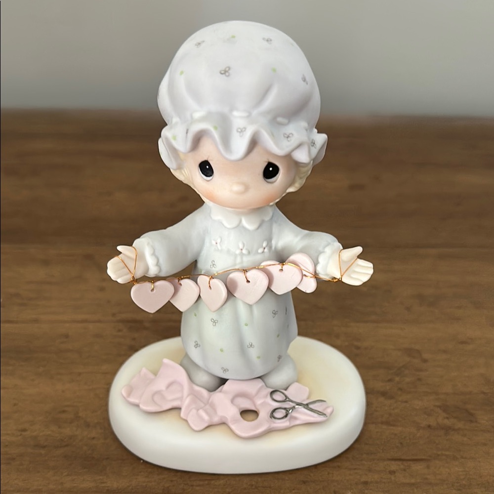 Precious Moments “You Have Touched So Many Hearts” Figurine, 1983 - Picture 1 of 7